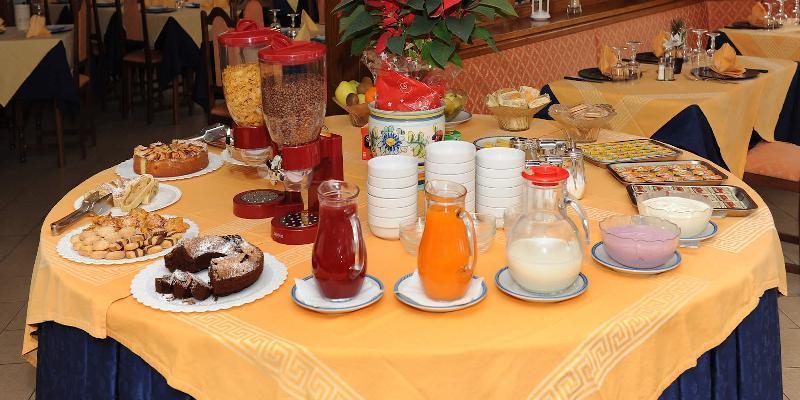 Bucaneve Hotel 3*